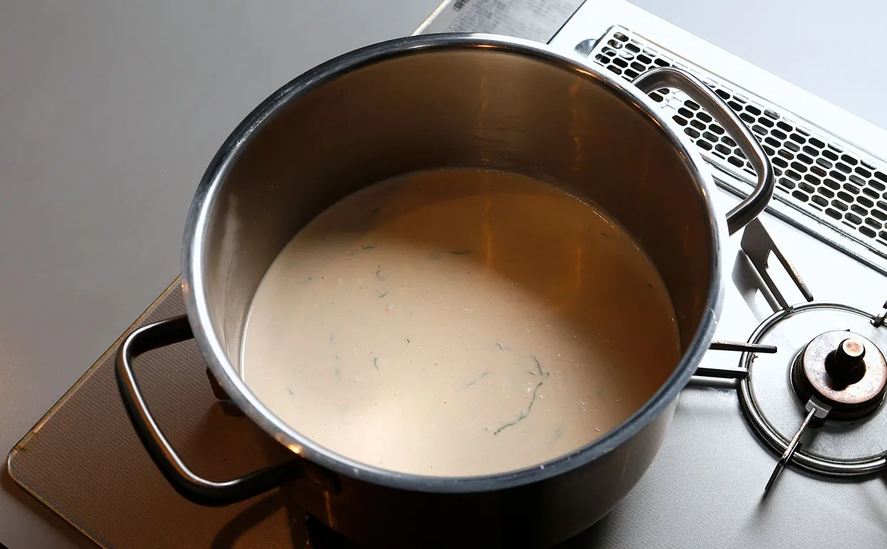 たらこと湯葉の豆乳ソース作り17